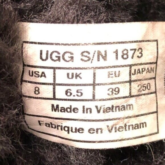 UGG Australia Bailey Button Triplet Sheepskin Winter Boots 8 - Picture 8 of 13